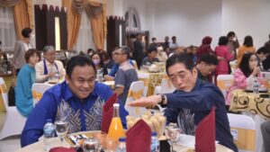Gobel Didik Pemuda Gorontalo, Bekerja dan Dilatih di Jepang