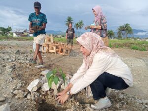 AMSI Gorontalo Tanam Pohon Untuk Ruang Terbuka Hijau