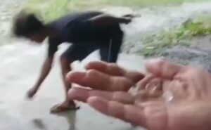 Heboh, Hujan Es Batu di Kecamatan Bilato, Kabupaten Gorontalo