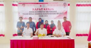 Halid Support Pengadaan Mobil Ambulans untuk PMI