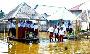 DPRD Pohuwato Soroti Genangan Air di Desa Bulili, Hambat Anak Sekolah