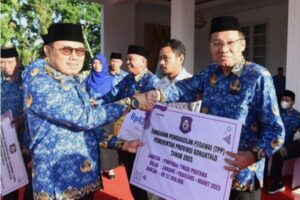 Rogoh Kas Rp. 67,6 Milliar, Akhirnya Pemprov Gorontalo Cairkan Gaji, THR, Serta TTP ASN