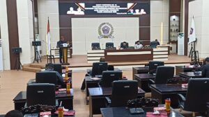 Nasir Giasi Pimpin Rapat Paripurna ke-44 DPRD Pohuwato untuk Bahas Ranperda APBD
