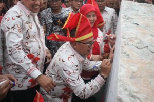 Monumen Prasasti, Bukti Kemajuan Kota-kota di Indonesia