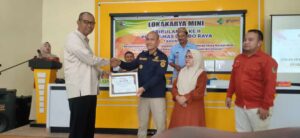 Berprestasi di Bidang Kesehatan, 2 Kelurahan di Gorontalo Raih Penghargaan