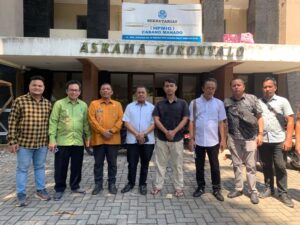 Paris Jusuf Beri Dukungan untuk Asrama HPMIG Manado