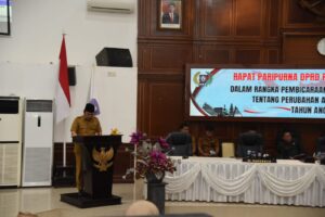 Penjagub Ismail Paparkan 5 Dasar Perubahan APBD Gorontalo T.A. 2023