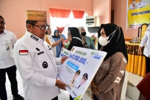 Marten Tegaskan Penyerahan Bantuan Murni Program Pemkot Gorontalo