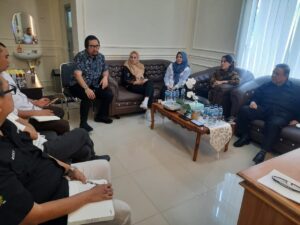 Ranperda Pajak Daerah: Pansus 4 Bahas Implementasi dengan Samsat
