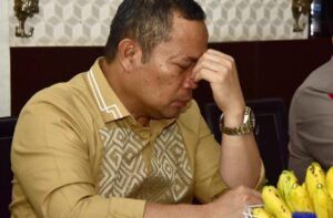 Sambil Berkaca-kaca, Penjagub Sesalkan Pembakaran Kantor Bupati Pohuwato