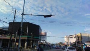 Lampu Merah di Ex Panjaitan Rusak, Keselamatan Pengguna Jalan Terancam