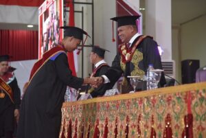 Prosesi Wisuda UNG: Ribuan Lulusan Resmi Dikukuhkan