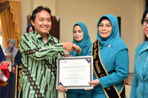Tengkes dan Lingkungan, Kunci untuk Pembanterasan Kemiskinan Ekstrim