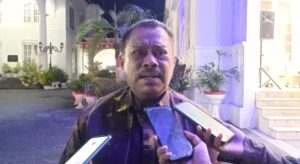Dalam Pagelaran Sadar Bencana, Paris Apresiasi Kesenian Sanggar Makuta
