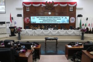 Ranperda Pajak dan Retribusi Daerah Telah Disahkan Menjadi Perda