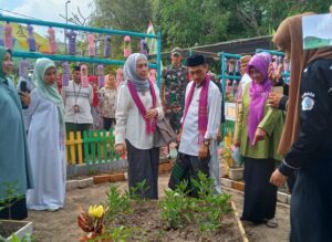 Nelson Pomalingo Resmikan Kampung Herbal Keluruhan Hutuo