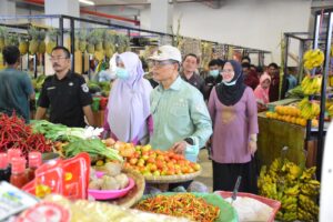 Pemerintah dan Bulog Lindungi Masyarakat dari Dampak Kenaikan Harga Pangan