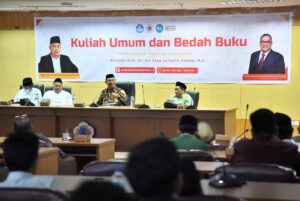 Wawasan Baru Mahasiswa UNG Melalui Kuliah Umum dan Bedah Buku