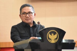 Menang di MK, Marten Taha Tetap Menjabat hingga Juni 2024