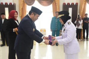 Pj Bupati Gorontalo Utara Dilantik, Ismail Pakaya Sampaikan Pesan Penting