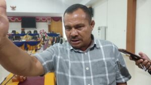 Usman Hulopi: Akses Jalan Pinogu Harus Ada Perhatian Serius dari Pemerintah