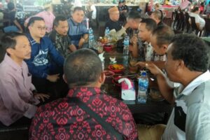 Nelson Pomalingo Silahturahmi dengan Masyarakat Gorontalo yang ada di Sulawesi Utara