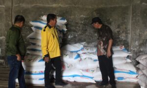 Kunjungan Kerja Komisi II, Warsito Cek Kesiapan Distribusi Pupuk Januari di Gorontalo