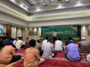 Pemprov dan BMPD Gorontalo Gelar Tarawih Berjamaah
