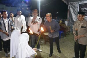 Roni Sampir Apresiasi Semarak Pawai Obor di Kecamatan Telaga