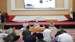 Marten Taha Minta Insan Pers Lebih Peka terhadap Isu-isu Lokal