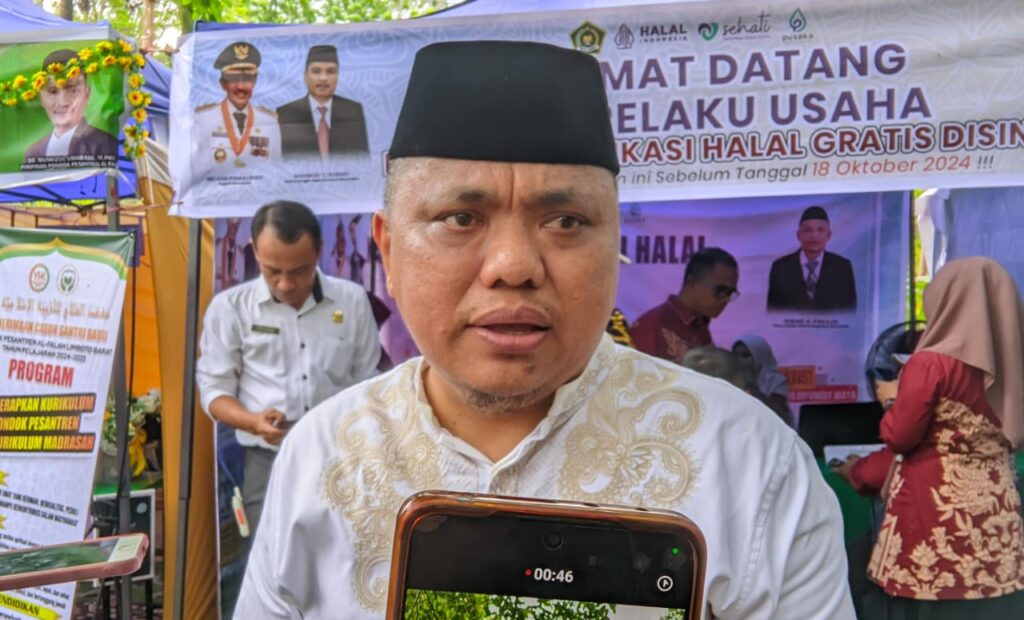 Diisukan Berbapasangan dengan Fory Naway, Ini Jawaban Hendra