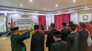 Pelantikan 57 Panwascam Kabgor, Ketua Bawaslu Tekankan Jaga Netralitas