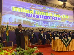 Beri Sambutan Wisuda UMGo, Nelson Berkomitmen Dukung Pendidikan Berkualitas Gorontalo