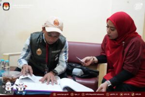 Monitoring Coklit Pilkada 2024 oleh Betty Epsilon Idroos