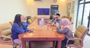 Upaya Penyebarluasan Informasi, Bawaslu Kota Gorontalo Perkuat Sinergi dengan TVRI