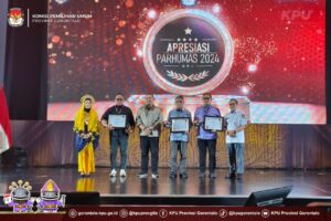 KPU Provinsi Gorontalo Raih Penghargaan Terbaik Kedua Anugerah Parhumas 2024