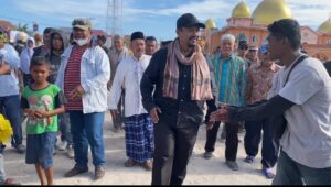 Azhari Ingatkan KPU Buteng Tentang Kelayakan Berkas Calon
