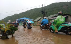 Hujan Deras Kembali Sebabkan Banjir di Talumolo