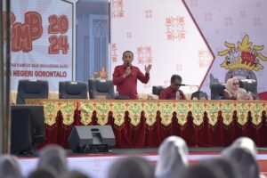 Warek UNG Dorong Mahasiswa Baru Selesaikan Pendidikan Tepat Waktu
