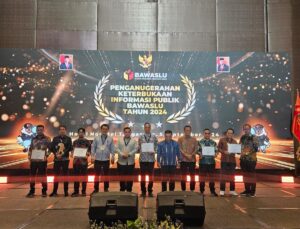 Bawaslu Kota Gorontalo Raih Penghargaan Pengelolaan Keterbukaan Informasi Publik