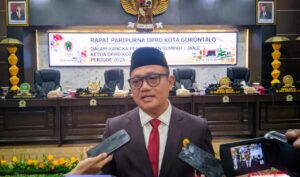Irwan Hunawa Sah Duduki Ketua DPRD Kota Gorontalo