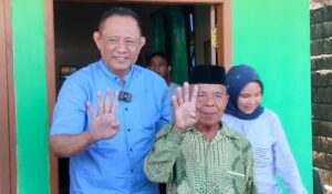Pasangan Gusnar-Idah Dengar Keluhan Warga Tenilo Terkait Tanggul Sungai