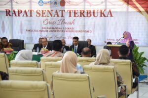 Senat Terbuka Dies Natalis Fakultas Hukum UNG Sajikan Orasi Ilmiah