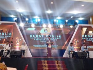 Debat Bupati Pohuwato, Paslon Adu Strategi Tangani Masalah Daerah