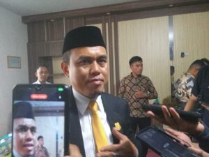 Zulfikar Usira Resmi Dilantik sebagai Ketua Definitif DPRD Kabupaten Gorontalo