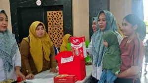 Pemerintah Kota Gorontalo Serahkan Bantuan Susu untuk 330 Balita Berisiko Stunting