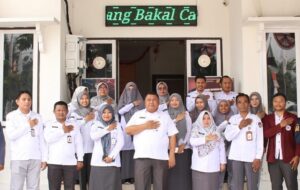 Sekretaris KPU Bone Bolango Pimpin Apel Pagi untuk Persiapan Tahapan Pilkada 2024