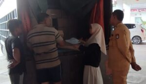 KPU Bone Bolango Terima Distribusi Logistik Pilkada Berupa Daftar Pasangan Calon