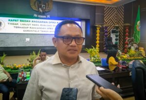 Jelang Pencoblosan, Ketua DPRD Kota Gorontalo Ajak Masyarakat Jaga Ketertiban