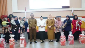 Pemerintah Kota Gorontalo Salurkan Bantuan Susu untuk Cegah Stunting